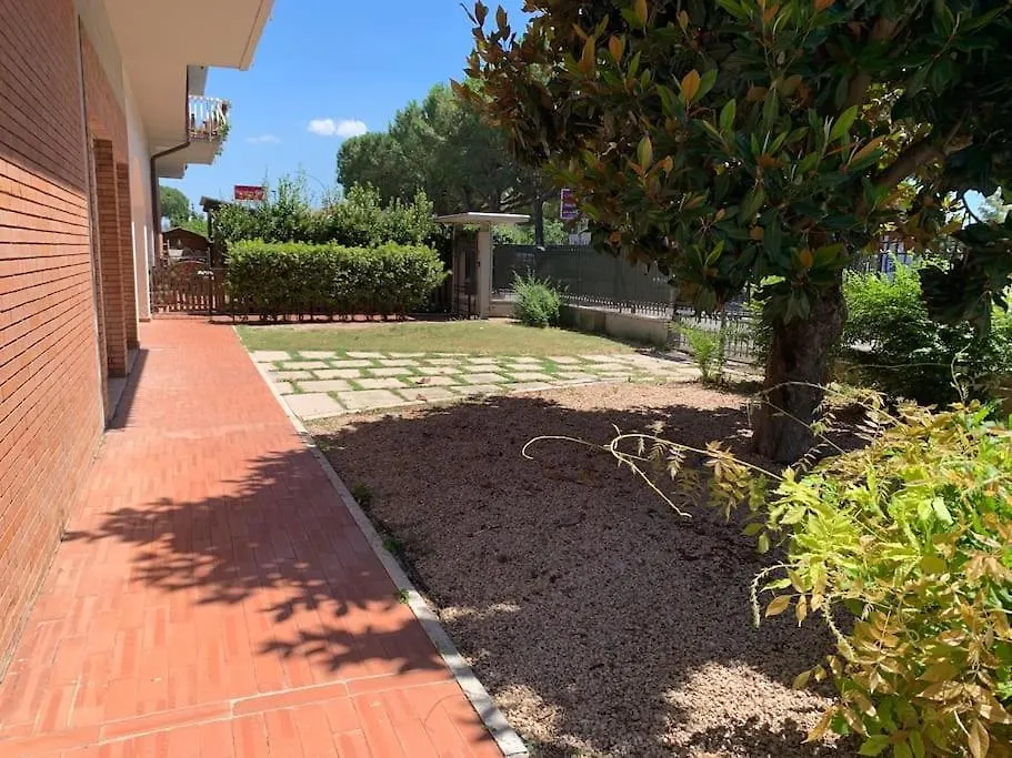 Grande Appartamento 130Mq Con Posto Auto In Giardino Privato Grosseto