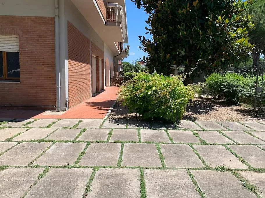 Apartment Grande Appartamento 130Mq Con Posto Auto In Giardino Privato Grosseto